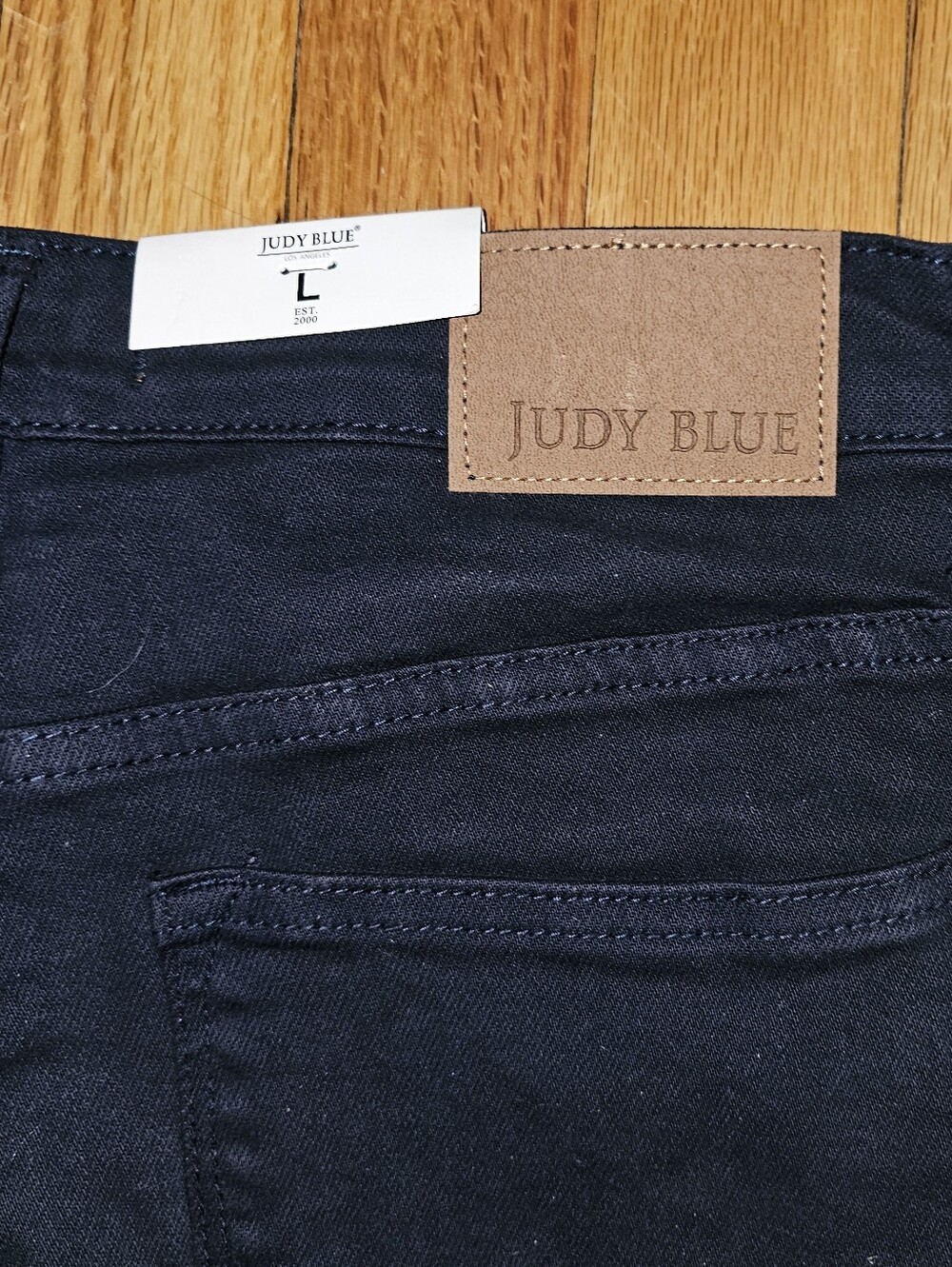 Judy Blue Dark Navy High-Waist Bermuda Shorts Large NWT - Picture 6 of 7
